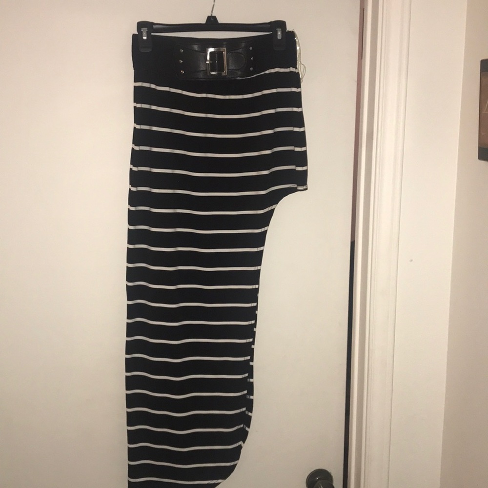 One leg out skirt